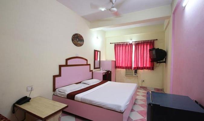 Hotel Delux Plaza